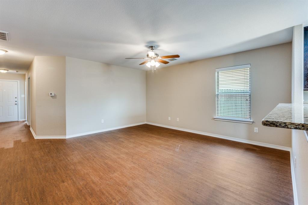 1824 Village Park Trail