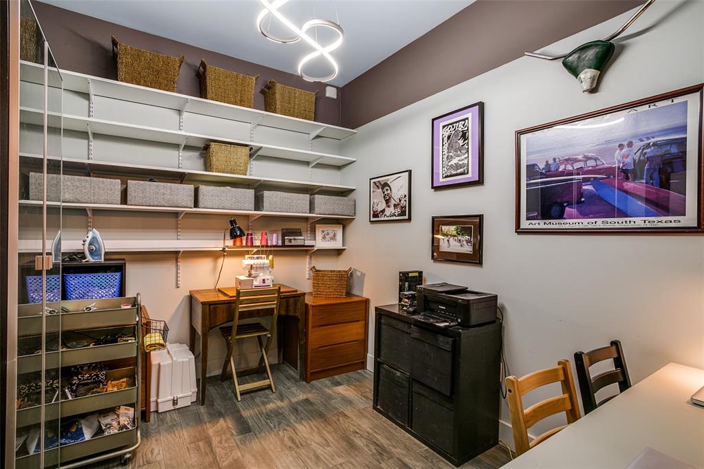 1200 Main Street 308
