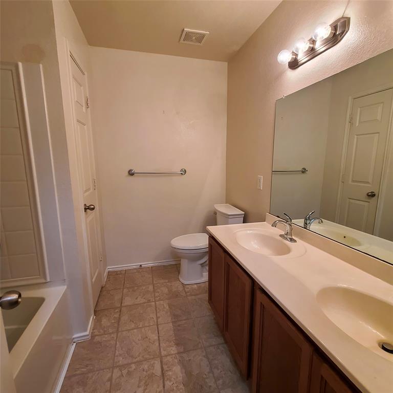 Village Wakefield Ph 01 - Residential