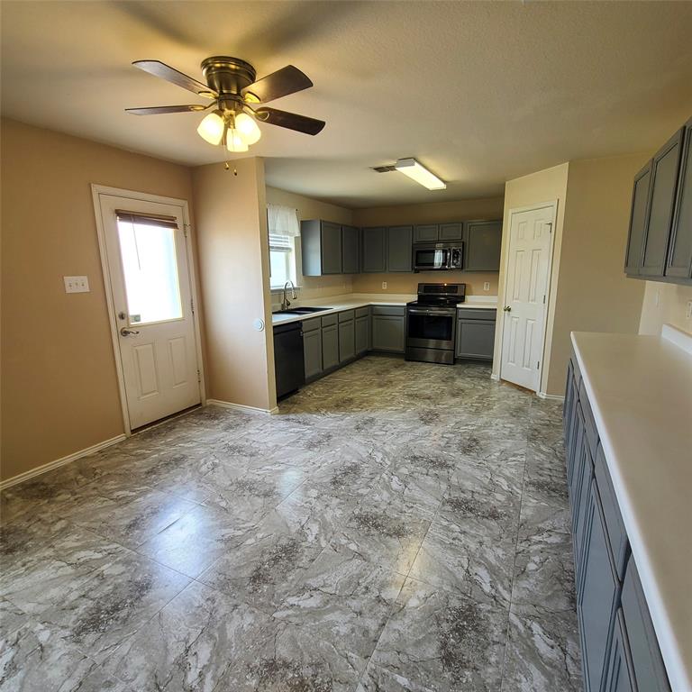 Village Wakefield Ph 01 - Residential