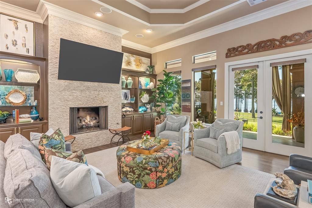 North Cross Squirrel Pt - Residential