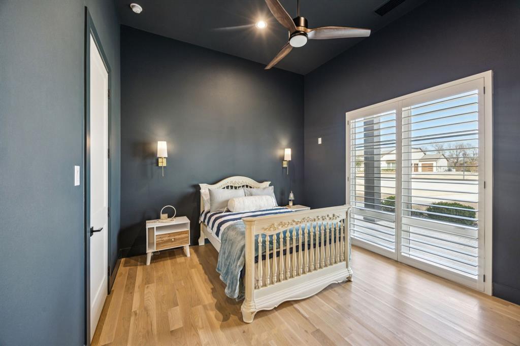 Hidden Creeks Pointe - Residential