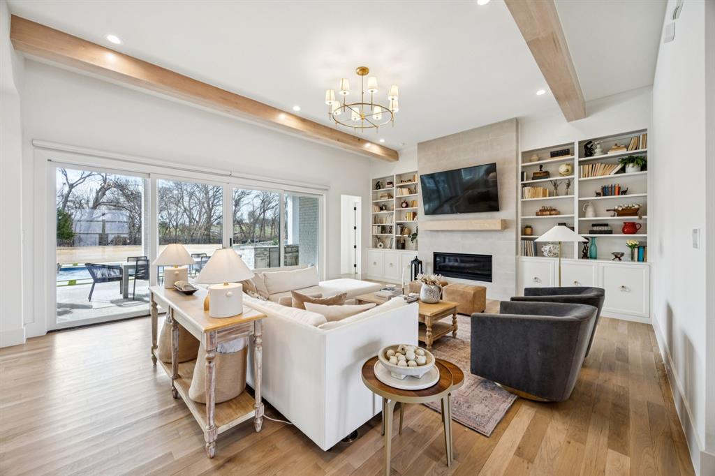 Hidden Creeks Pointe - Residential