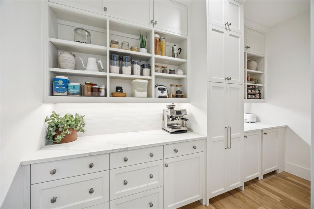 Hidden Creeks Pointe - Residential