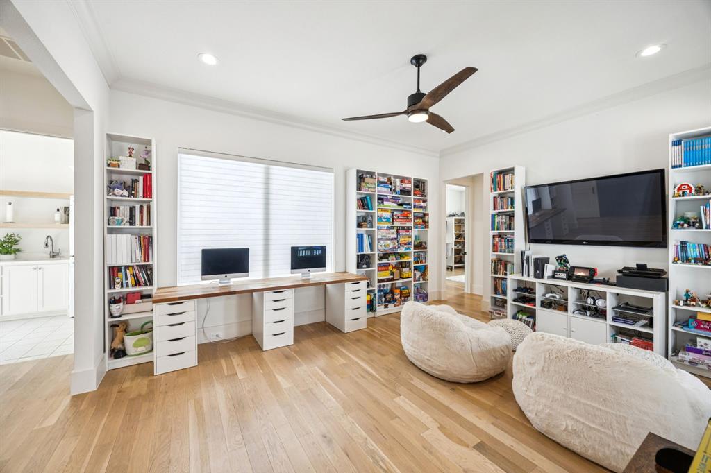 Hidden Creeks Pointe - Residential