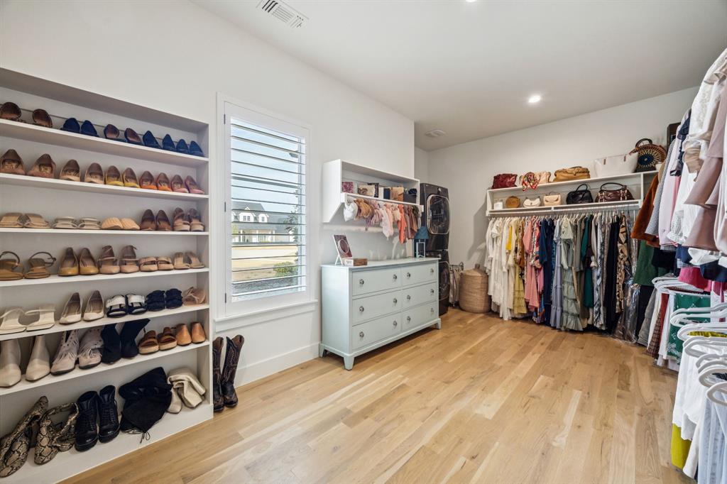 Hidden Creeks Pointe - Residential