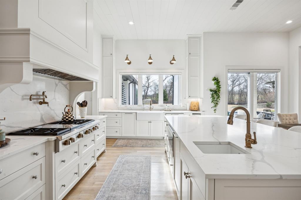 Hidden Creeks Pointe - Residential