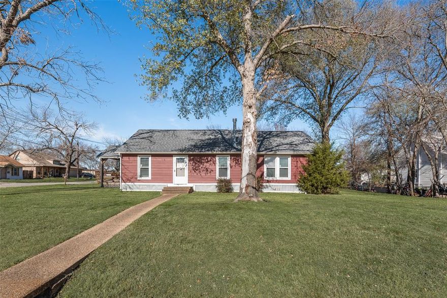 If you are on the hunt for character and space, you have come to the right place!  Check out this amazingly charming farm style home located near the historic Kaufman Square!  This home sits on a large corner lot that is almost a third of an acre!  The setting is so cozy but doesn't sacrifice convenience, as you are just minutes from restaurants, shopping and access to 175!  The home has all of the charm you would expect!  Traditional elements like ship lap ceilings, hard wood floors, b board ceilings and all of the details from the classic homes!  The home has 3 bedrooms, 1 full bath and a smart layout!  Home features new paint in the living room and bedrooms, new carpet in the bedrooms and new wood floors in the dining and living areas!  Outside, the home has new gutters and new fans have been installed under the home to keep things dry in the crawl space!  This home has great bones and is ready for your decorating ideas!  Property features a large car port and a nice storage shed, that could be used as a small workshop or for extra storage! Come and visit this house and you will know that you are home!