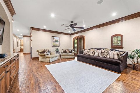 Tiny photo for 1612 S Lakeshore Drive, Rockwall, TX 75087 (MLS # 20935872)