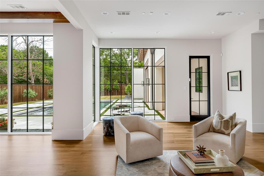 Frst Hills Add - Residential