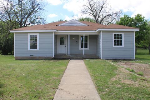2105 6 TH Brownwood TX 76801