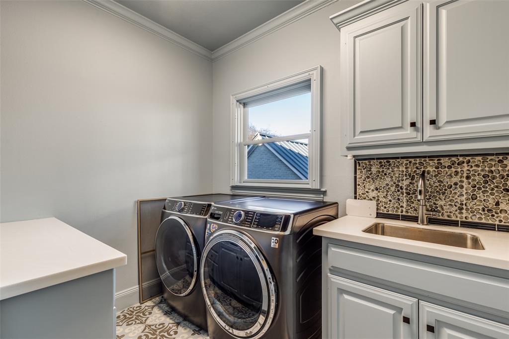 HIGHLAND PARK - Residential