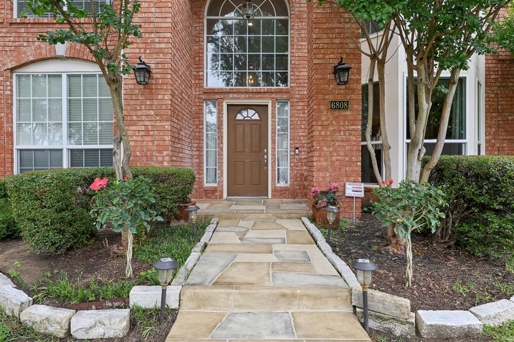 6808 Pentridge Drive