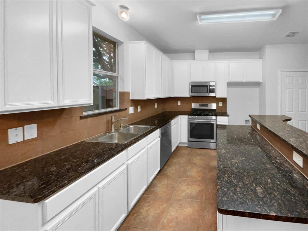 4404 Coldbrook Lane