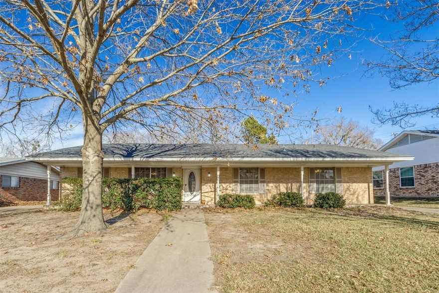 ++OPEN SUNDAY 1:00-3:00**  So much to love in this wonderful home in highly sought Turtle Creek!  You'll be amazed by the 768sf garage with double door entry & one car-size extension providing great space for a workshop.  The flowing floorplan is ideal for family living & entertaining, featuring formals with beautiful laminate flooring, a spacious tiled family room with a vaulted beamed ceiling, beautiful wood paneling, a large & decorative gas starting fireplace and beautiful French Doors that lead to the large backyard.  The kitchen is an ideal gathering spot and features abundant cabinets, stainless steel appliances, & a breakfast bar to the breakfast room.  The hallway off the breakfast room leads to a convenient half bath, and the amazing large utility room that provides a large flexible space for storage, a 2nd pantry, pet room, crafting, whatever your needs!  And to top it off, the spacious master includes a stylish bath with double vanity, jet tub & separate shower, and the secondary bedrooms enjoy a spacious connecting bath.  Upgrades include interior paint (2024), replaced AC & Furnace (2020), Roof (2023), commodes (2024).  Home needs a little TLC...but is priced accordingly and has great bones for you to move right in and make it your own!