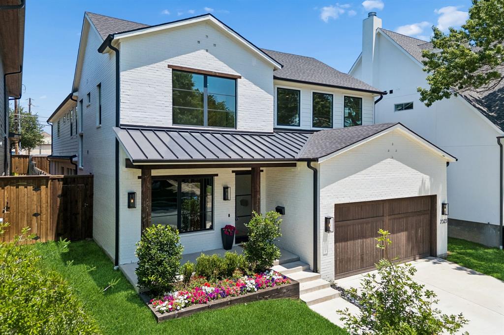 Photo of 7323 Casa Loma Avenue, Dallas, TX 75214 (MLS # 21373582)