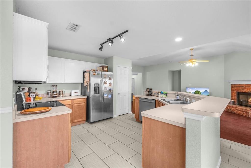 MEADOW VISTA - Residential