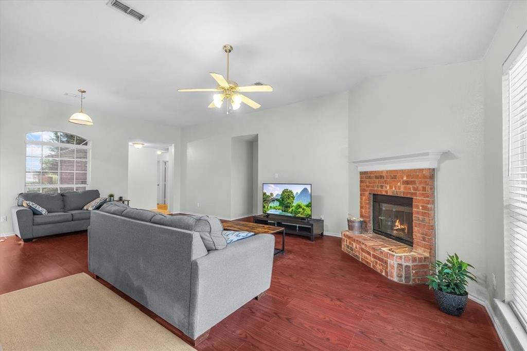 MEADOW VISTA - Residential