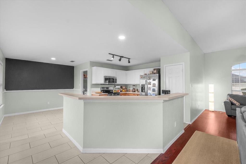 MEADOW VISTA - Residential