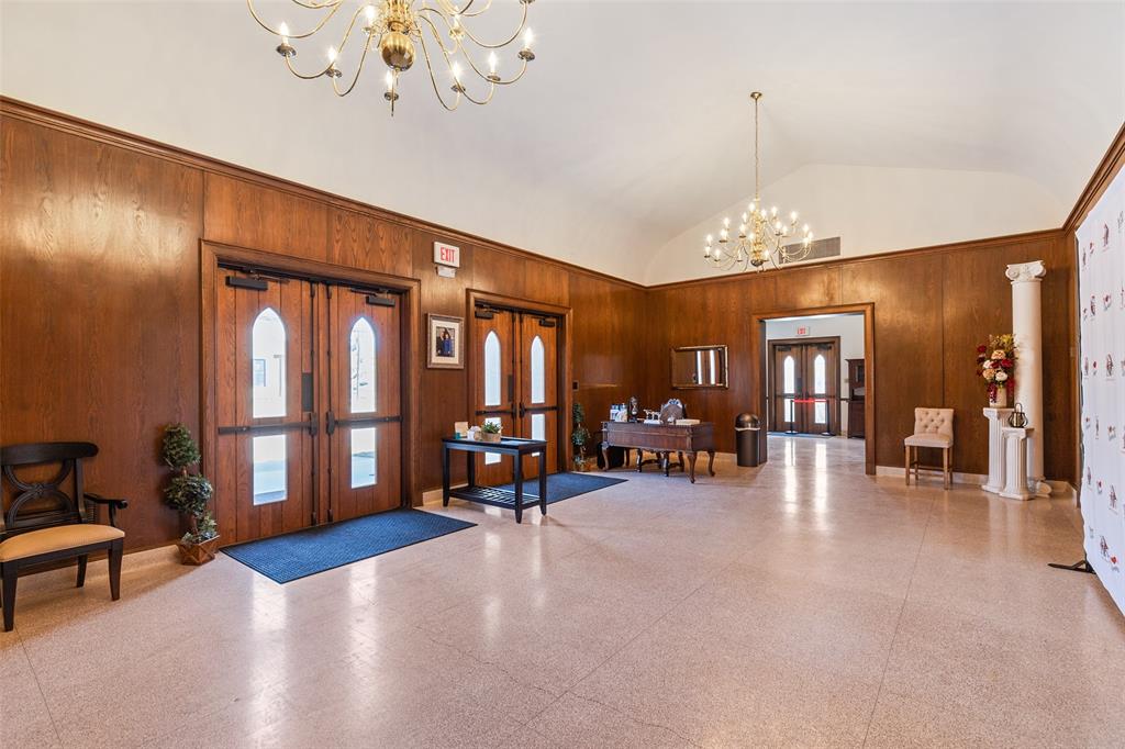 Town - Waxahachie - Commercial Sale