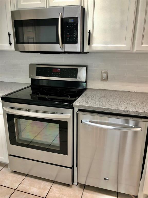 Walnut Creek Valley Add - Residential Lease