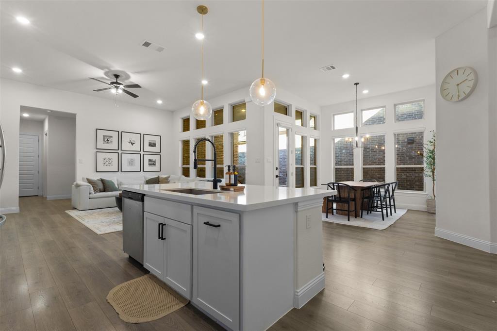 Viridian Village 2c - Residential Lease