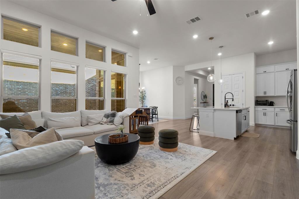 Viridian Village 2c - Residential Lease