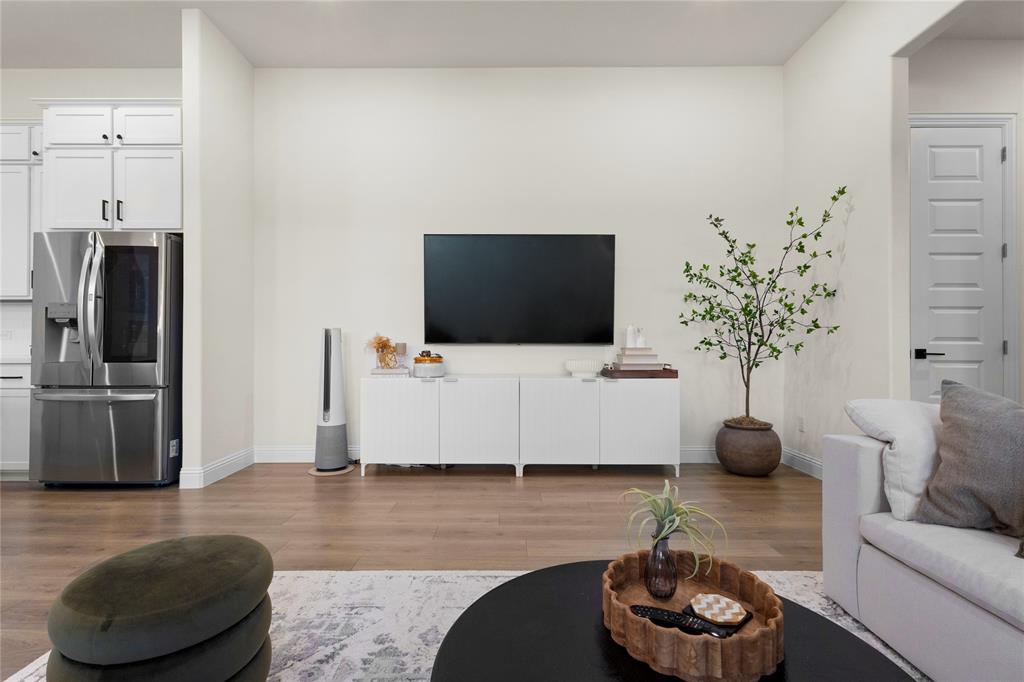 Viridian Village 2c - Residential Lease