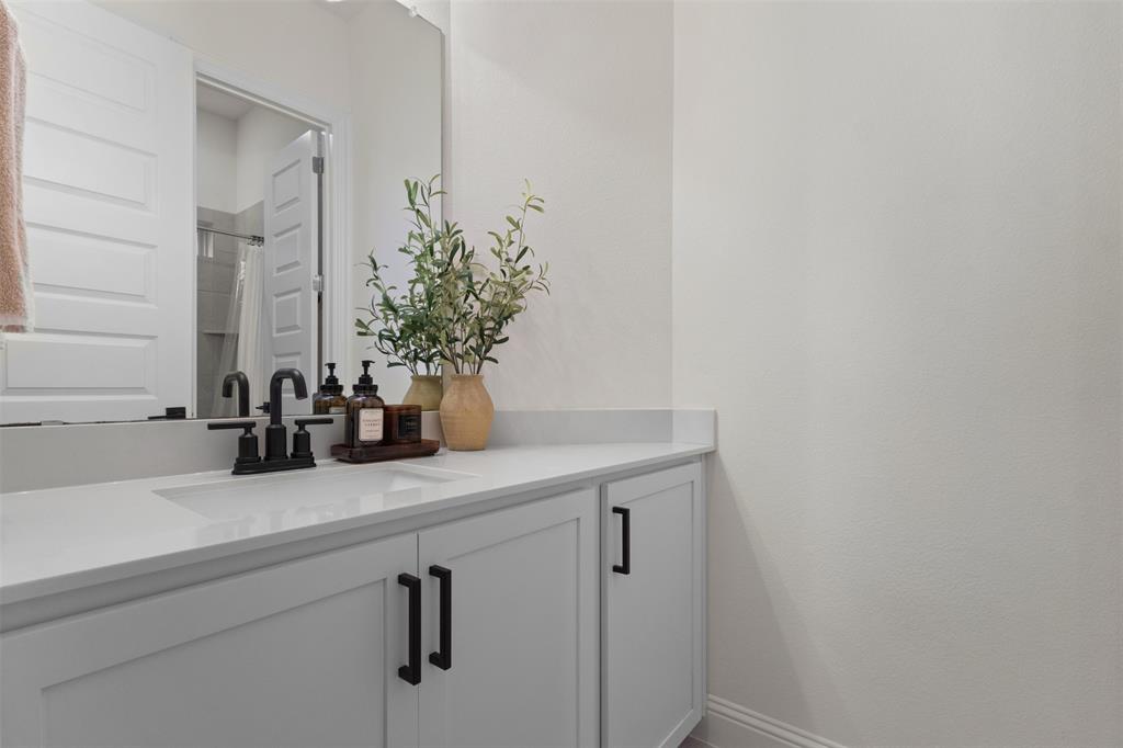 Viridian Village 2c - Residential Lease