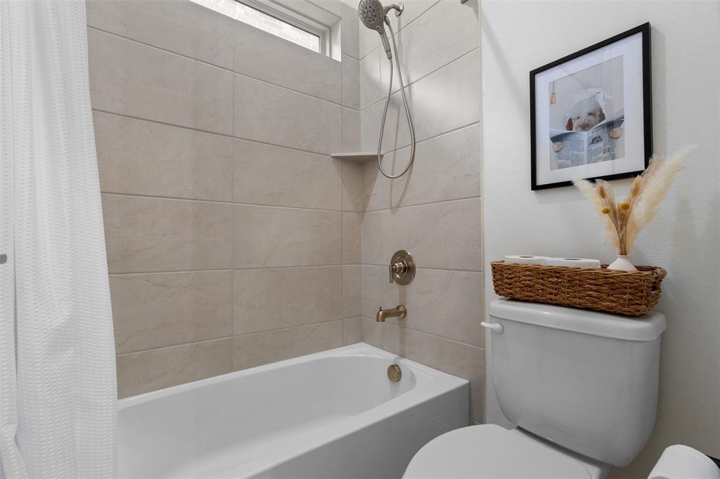 Viridian Village 2c - Residential Lease