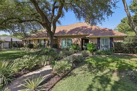 5425 Northmoor Drive Dallas TX 75229