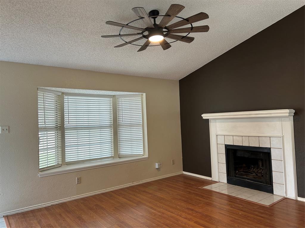 4632 Waterway Drive N