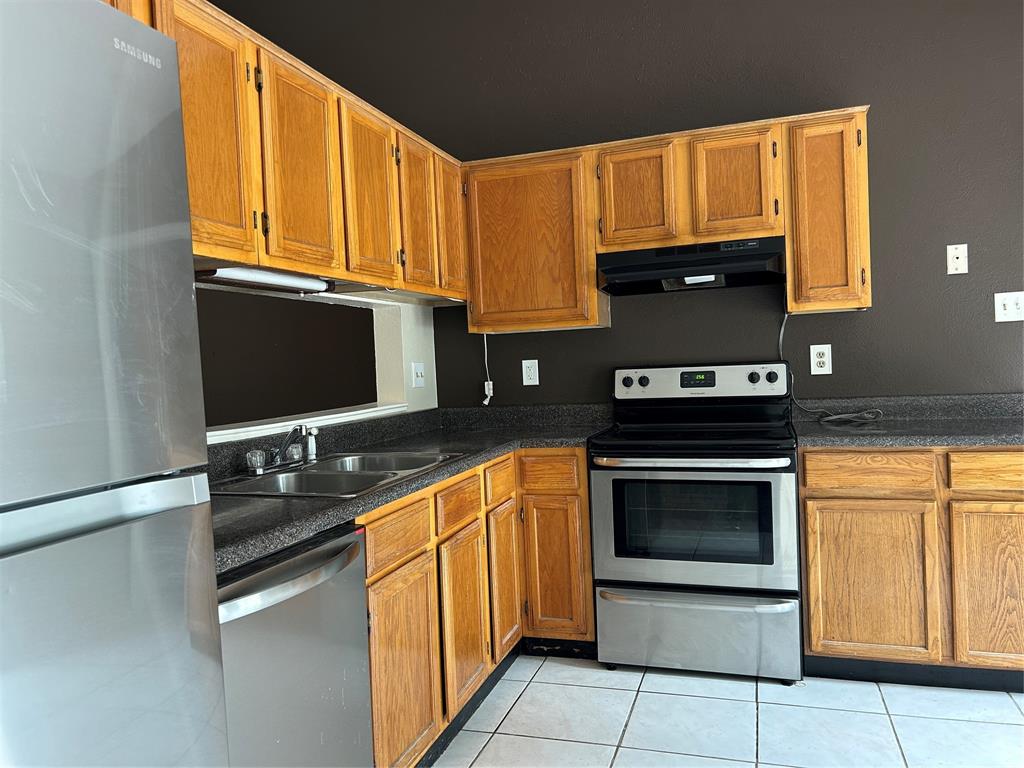 4632 Waterway Drive N