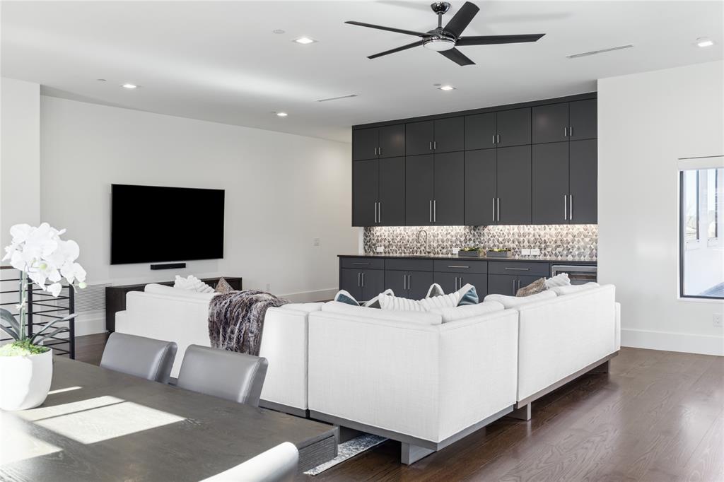 ESTATES OF TWIN CREEKS PHASE II - Residential