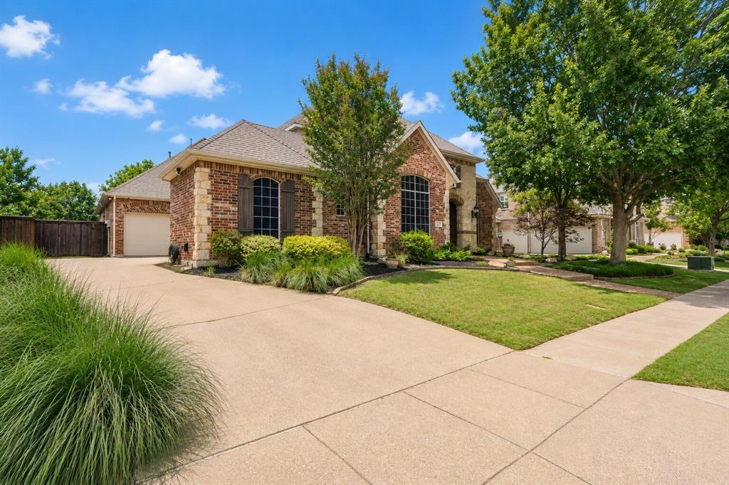 1105 Woodhaven Drive