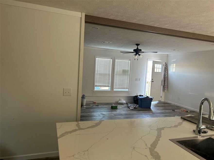 Beautiful spacious mobile home, 4 bedroom 2 bath just a few months old. Almost brand new. Conveniently located near I 35 Has plenty of counter space and cabinets. Great closets and storage. Home and Yard nice for entertaining.. Good parking.  All the shopping and restaurants located in Bellmead and Lacey Lakeview minutes away.