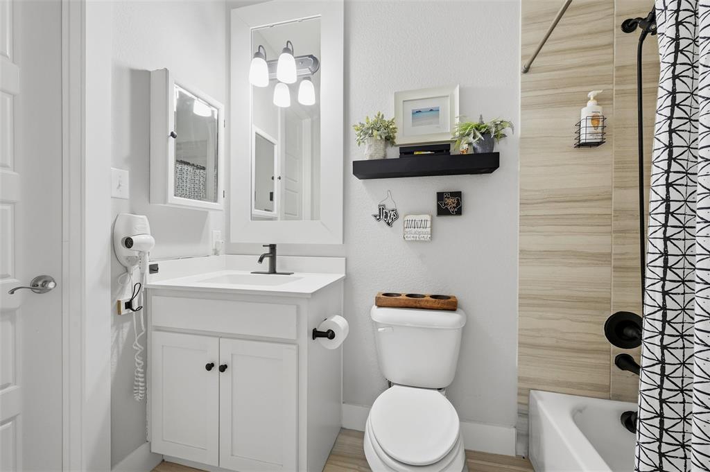 121 Farmington Lts 1-7 Blk 1 - Residential