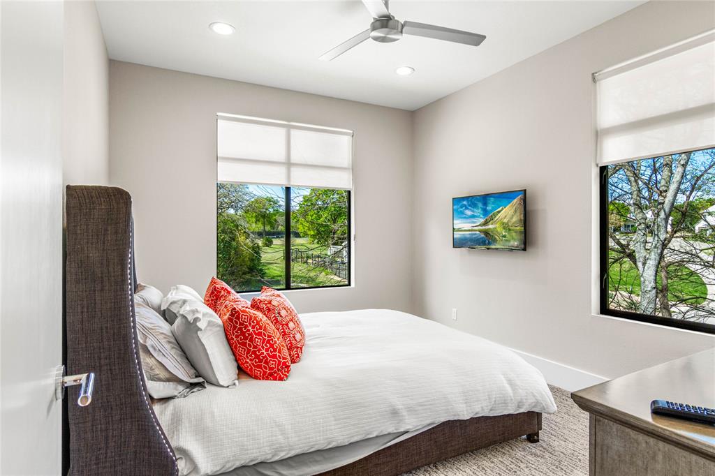 CAMERON PARK - Residential