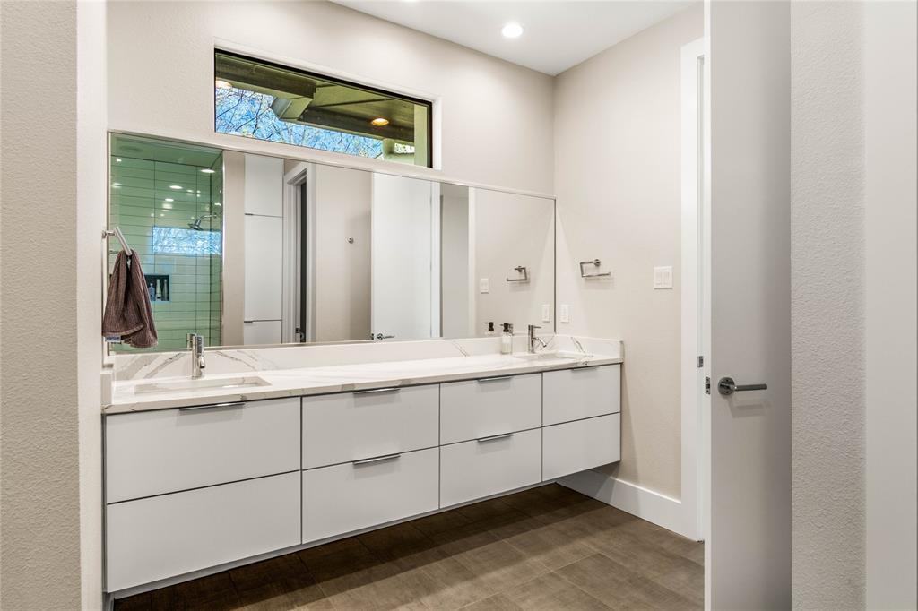 CAMERON PARK - Residential