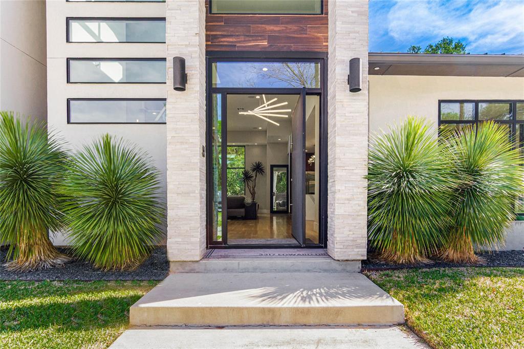 CAMERON PARK - Residential