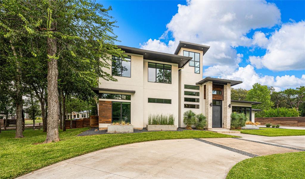 CAMERON PARK - Residential