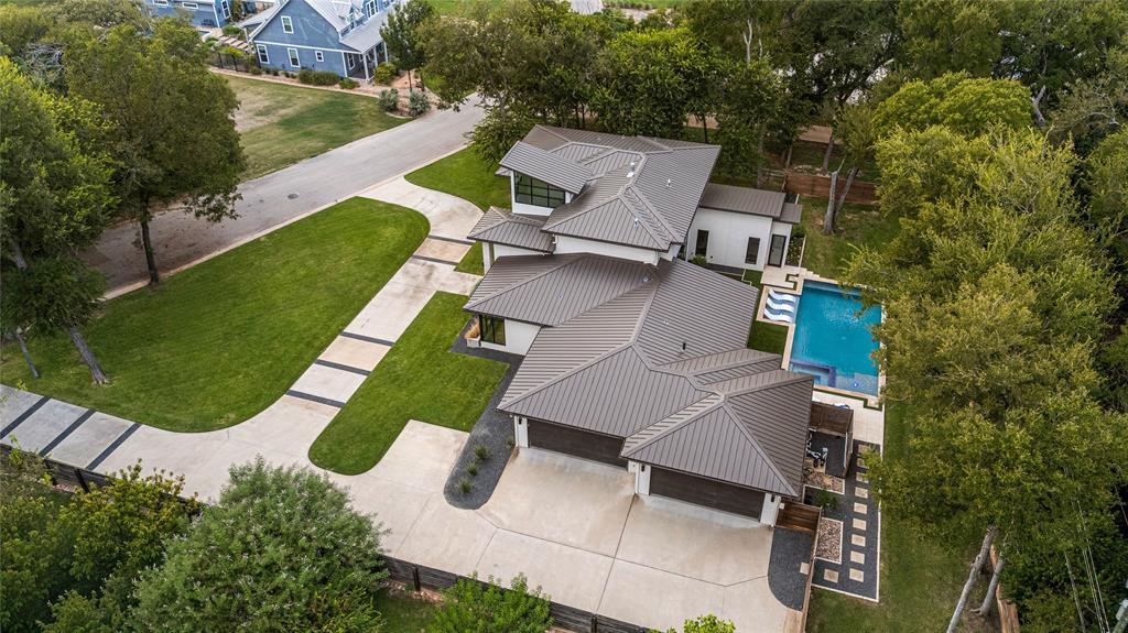 CAMERON PARK - Residential