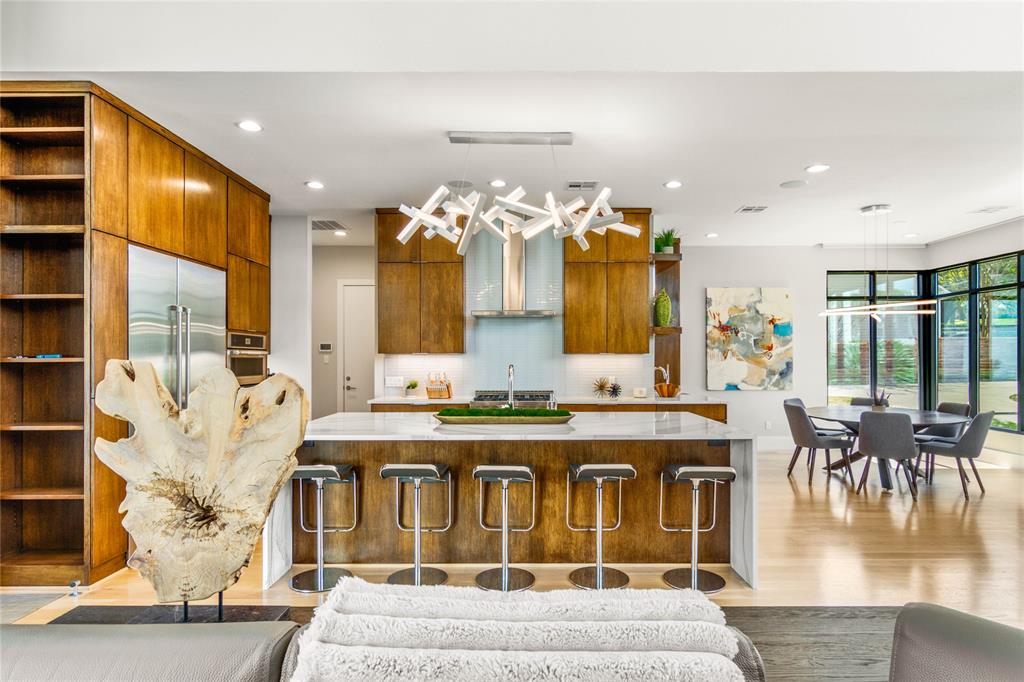 CAMERON PARK - Residential