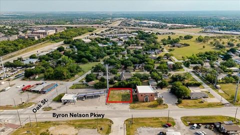 205 E Byron Nelson Boulevard Roanoke TX 76262