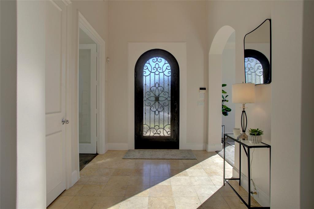 The Lakes on Legacy - Residential