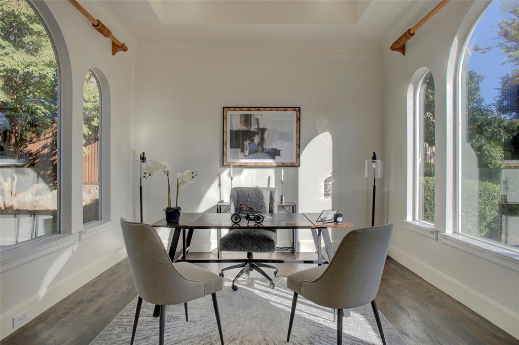 The Lakes on Legacy - Residential