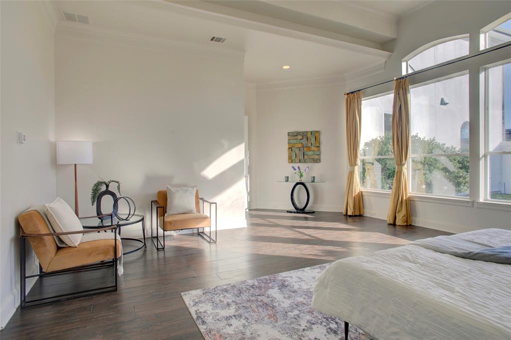 The Lakes on Legacy - Residential