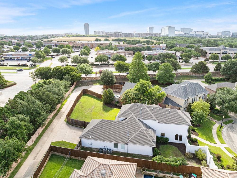 The Lakes on Legacy - Residential