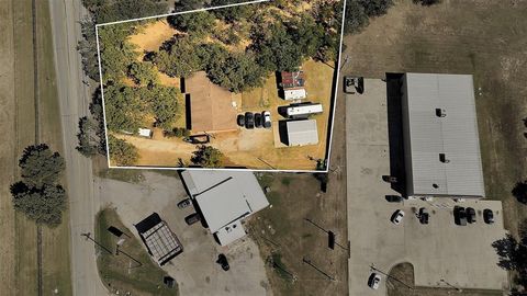 5980 Retta Mansfield Road Burleson TX 76028