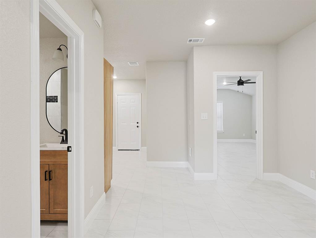 Couch J T Add - Residential